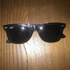 Men’s Ray Ban Sunglasses
